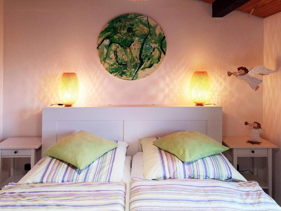 משדה Ferienhaus Lena Im Sauerland Direkt Am Hennesee מראה חיצוני תמונה