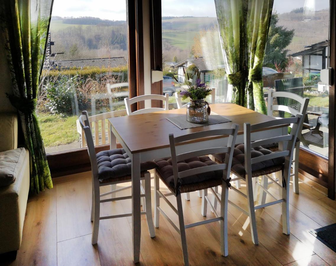 משדה Ferienhaus Lena Im Sauerland Direkt Am Hennesee מראה חיצוני תמונה